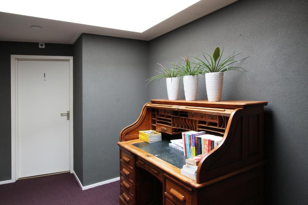 Grandcafe Hotel De Viersprong Schoorl Bagian luar foto