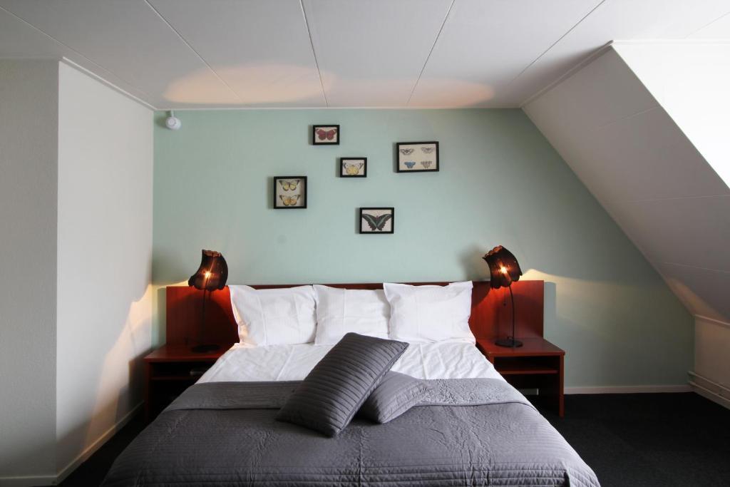 Grandcafe Hotel De Viersprong Schoorl Bagian luar foto